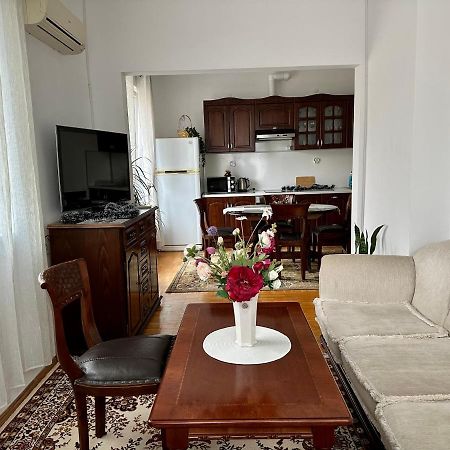 Апартамент Опера. Стил И Комфорт. Идеален Център. Varna Exterior foto